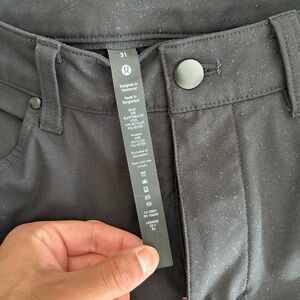Lululemon 5 pocket pants